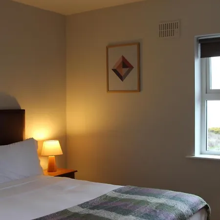 Inch Beach Cottages 度假居 *